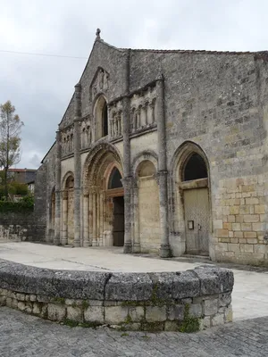 Église Saint-André de Ruffec