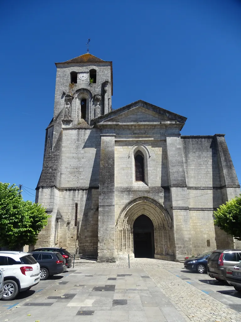 Église Saint-Mathias de Barbezieux-Saint-Hilaire