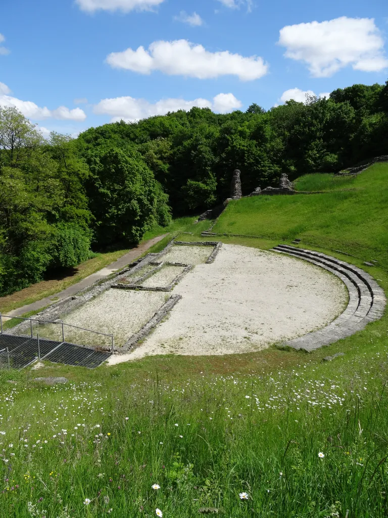 Théâtre gallo-romain des Bouchauds à Saint-Cybardeaux